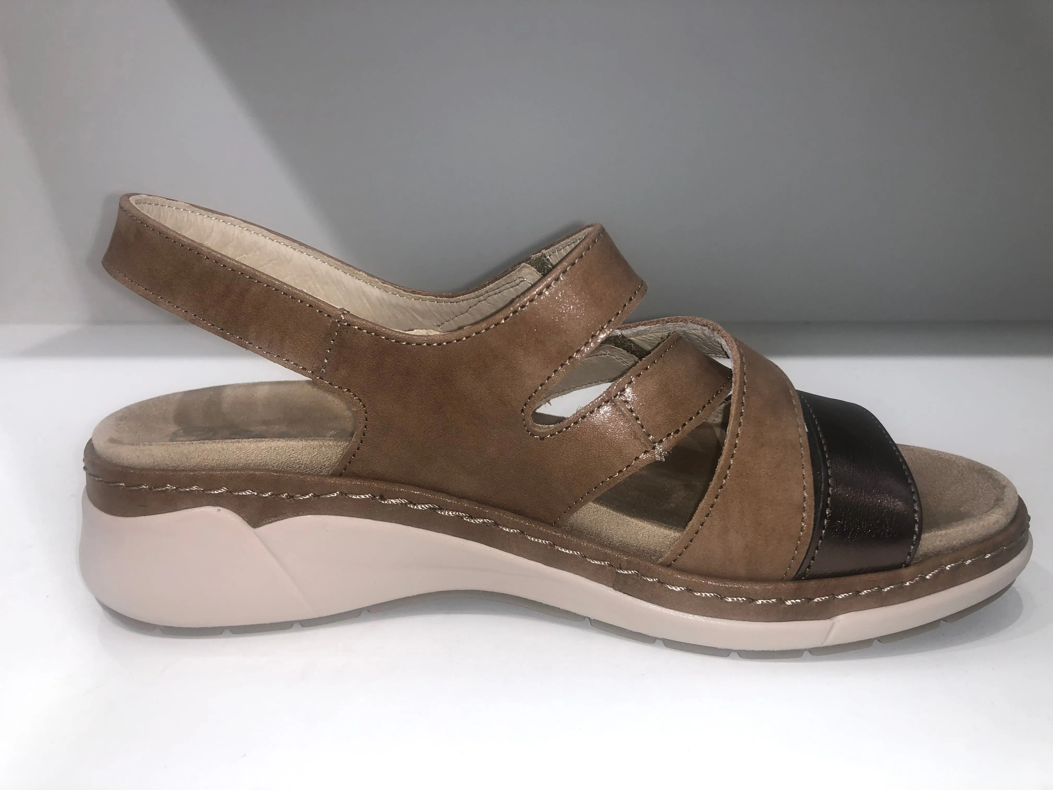 3310 TAUPE