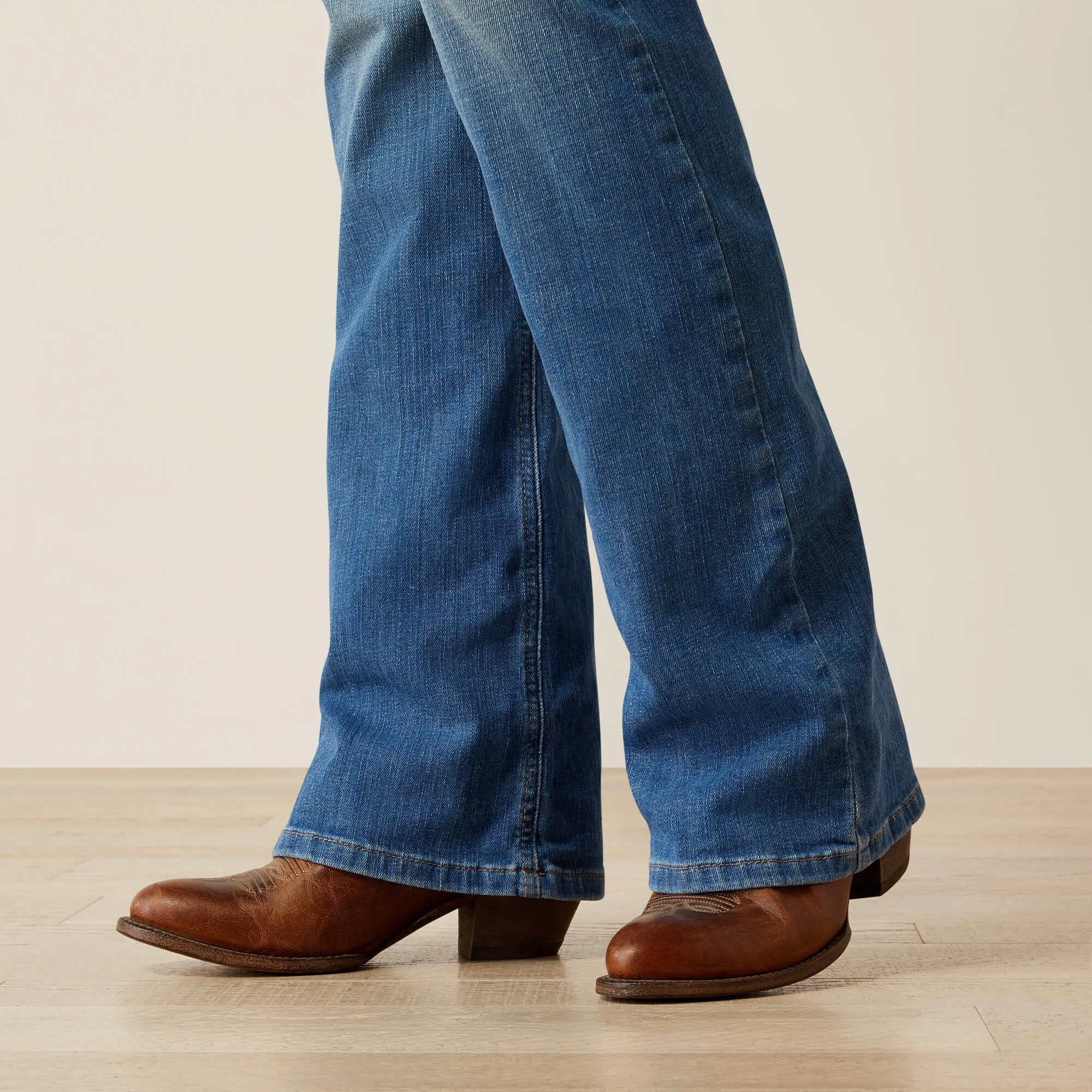 ARIAT High Rise Cassandra Boot Cut Jeans - Women's - Anaheim Blue