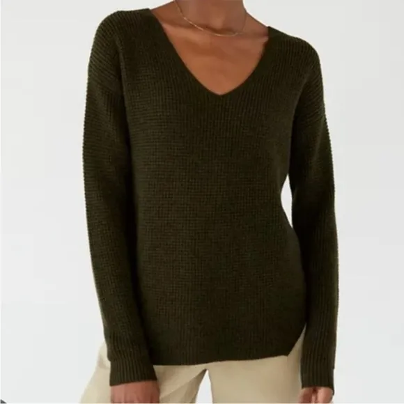 ARITZIA WILFRED FREE WOLTER 100% MERINO WOOL SWEATER SIZE S