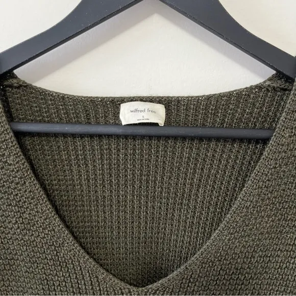 ARITZIA WILFRED FREE WOLTER 100% MERINO WOOL SWEATER SIZE S