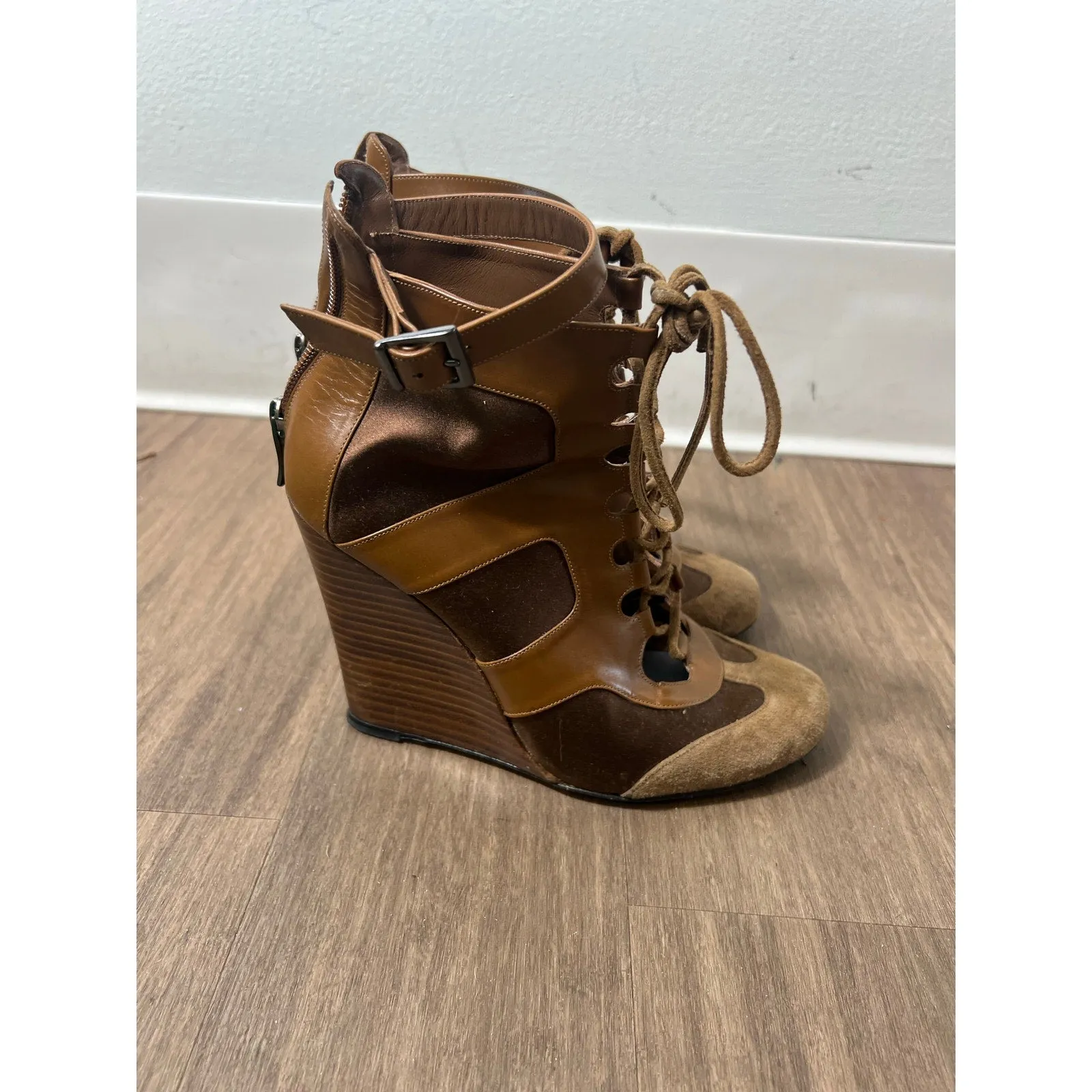 Barbara Bui Brown Suede Mixed Media Lace up Wedge Booties Sz 38 (7.5)