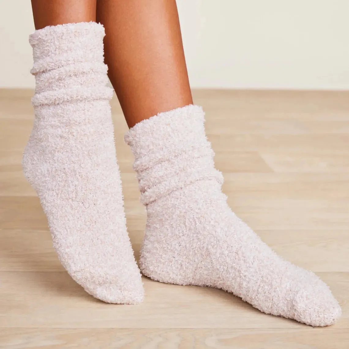 Barefoot Dreams: CozyChic Heatherd Socks in Dusty Rose & White