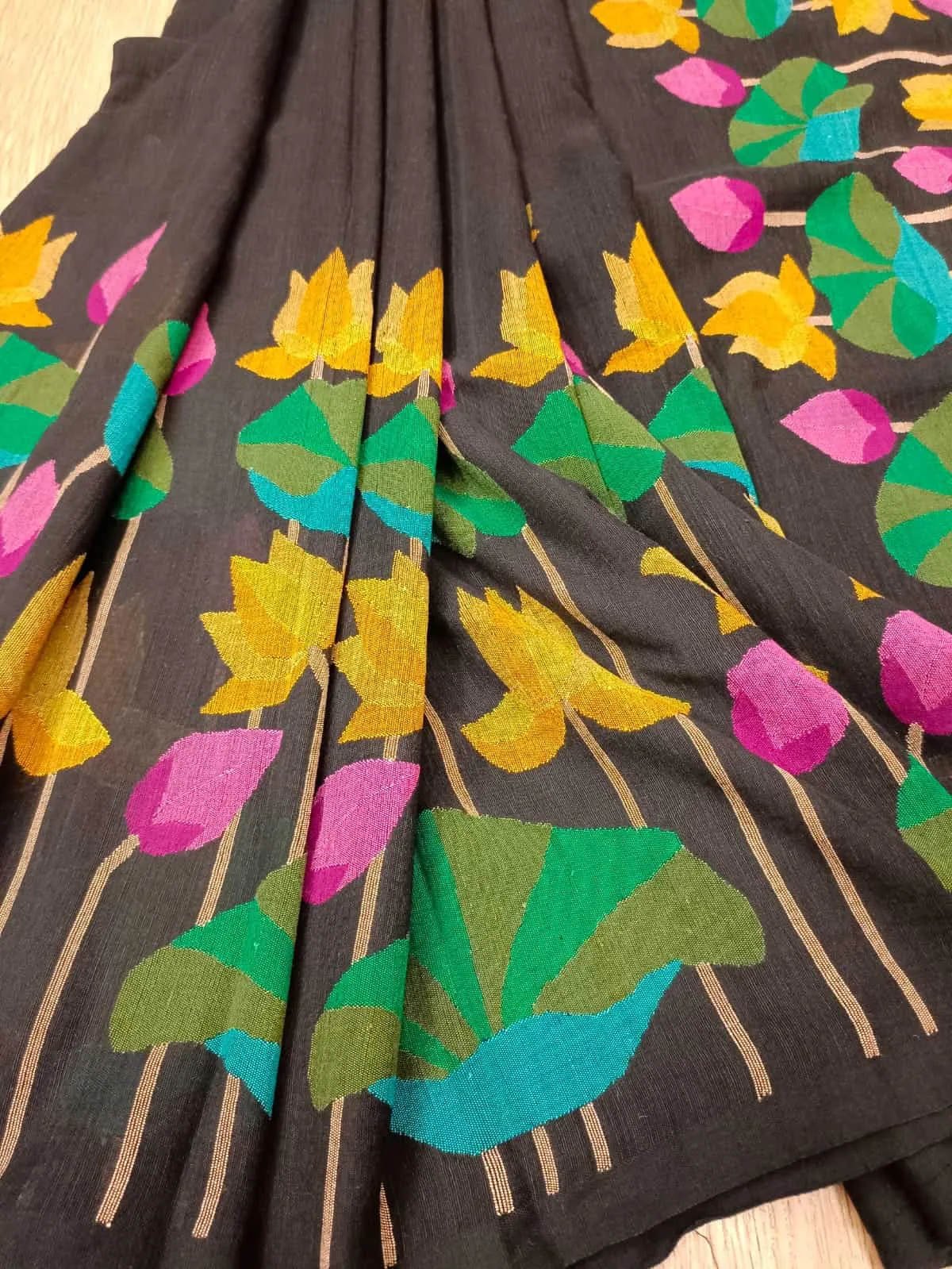 Black & Multi Coloured, handspun, handwoven soft cotton Jamdani saree