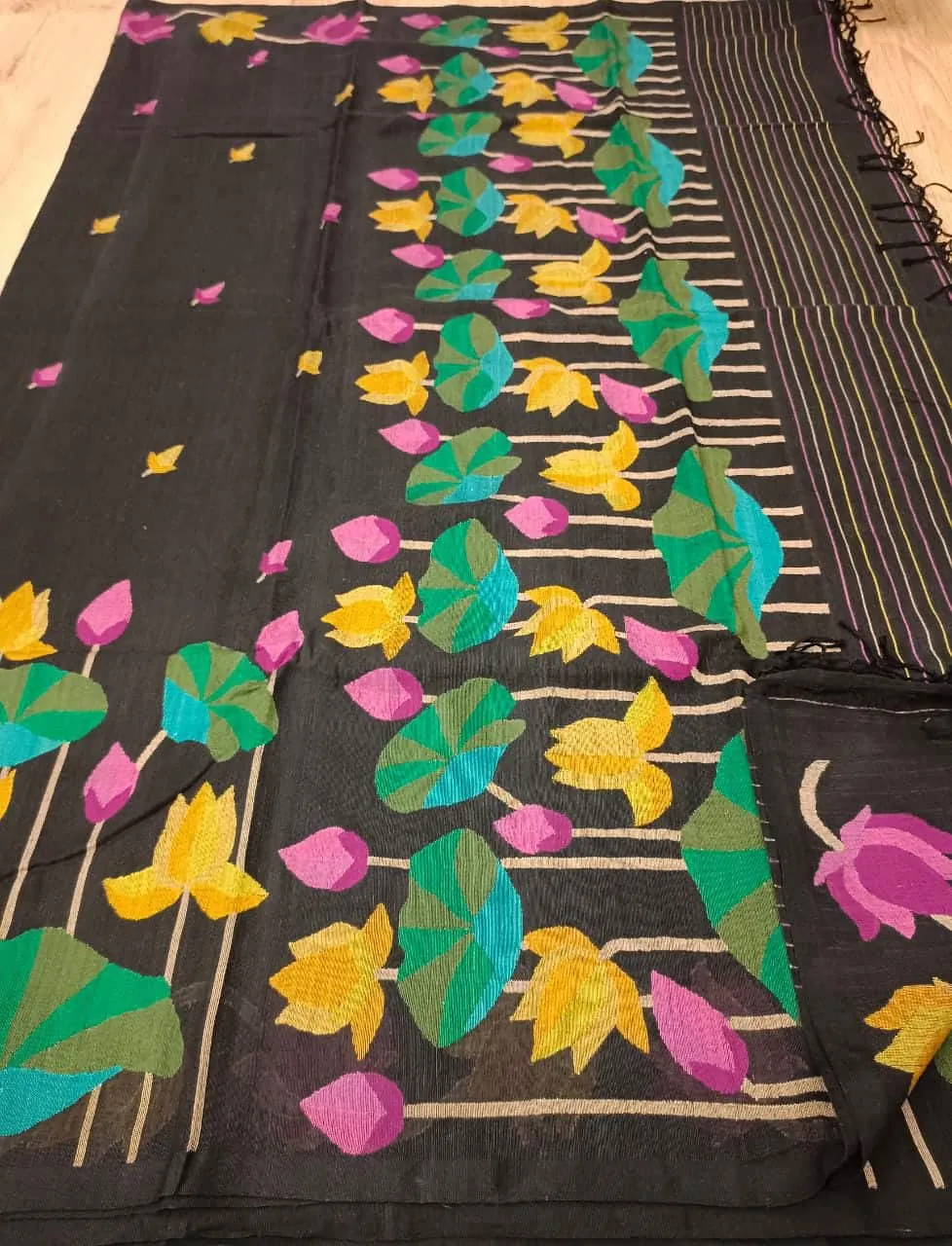 Black & Multi Coloured, handspun, handwoven soft cotton Jamdani saree