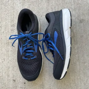 Brooks Dyad 10 Men’s 9.5 D Medium Wide 1102864E Running Shoes Black Blue