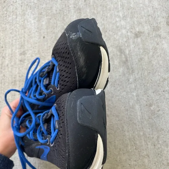 Brooks Dyad 10 Men’s 9.5 D Medium Wide 1102864E Running Shoes Black Blue