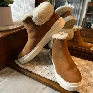 COLE HAAN GrandPro Rally Waterproof Suede Fur Zip Lined Booties Women's Size 7.5