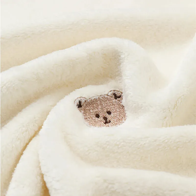 Cozy Comfort: Warm Fleece Blanket 50x35in