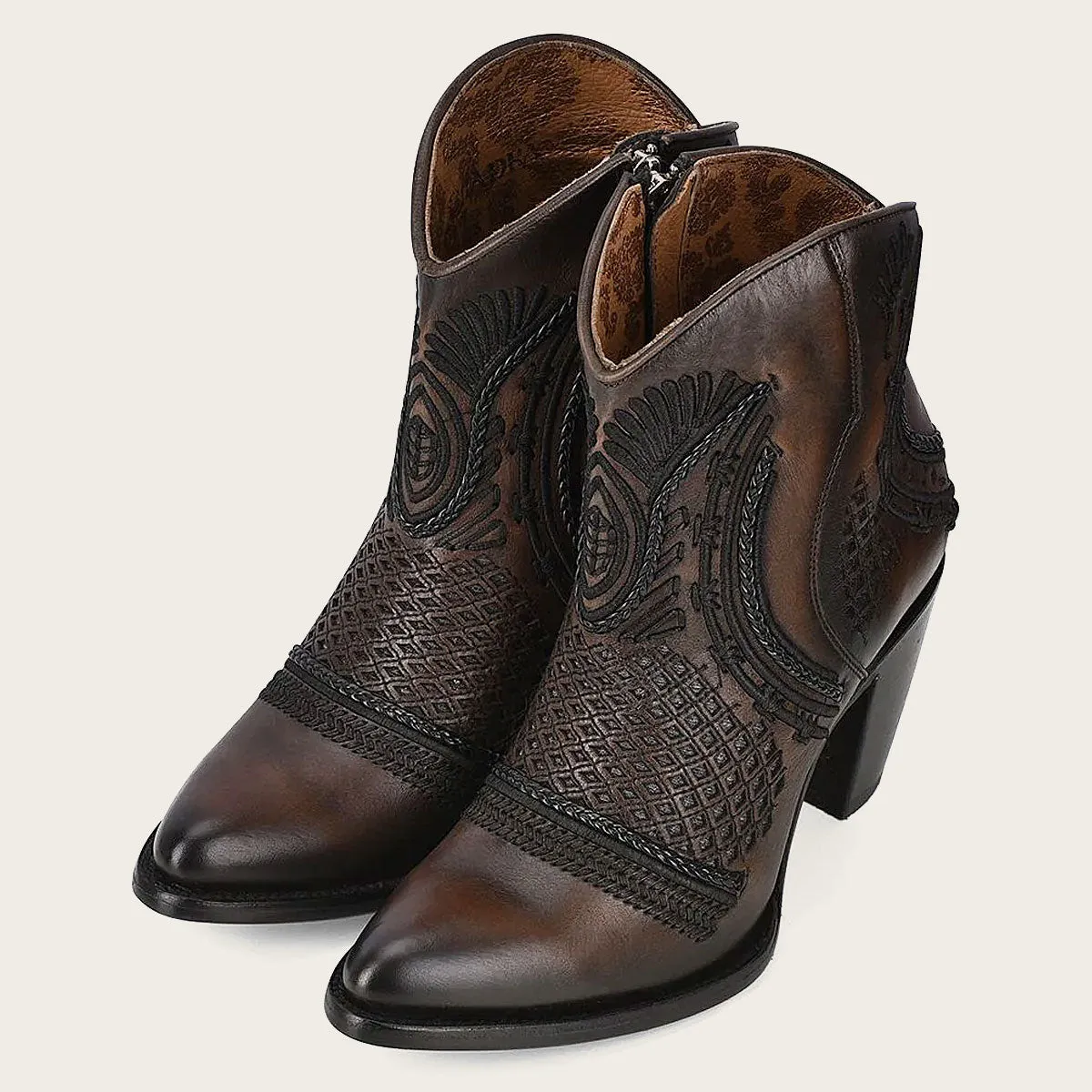 Cuadra Ladies Black/Brown Laser & Embroidery & Woven Round Toe
