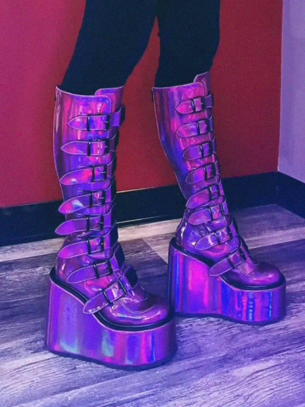 DEMONIA SWING-815 BOOTS - PURPLE HOLOGRAPHIC ✰ PRE ORDER ✰