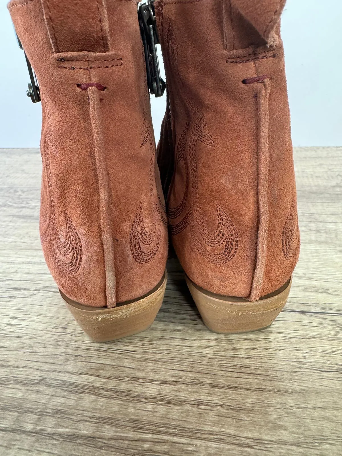 FRYE SACHA PRIMROSE SUEDE SHORTIE BOOTS