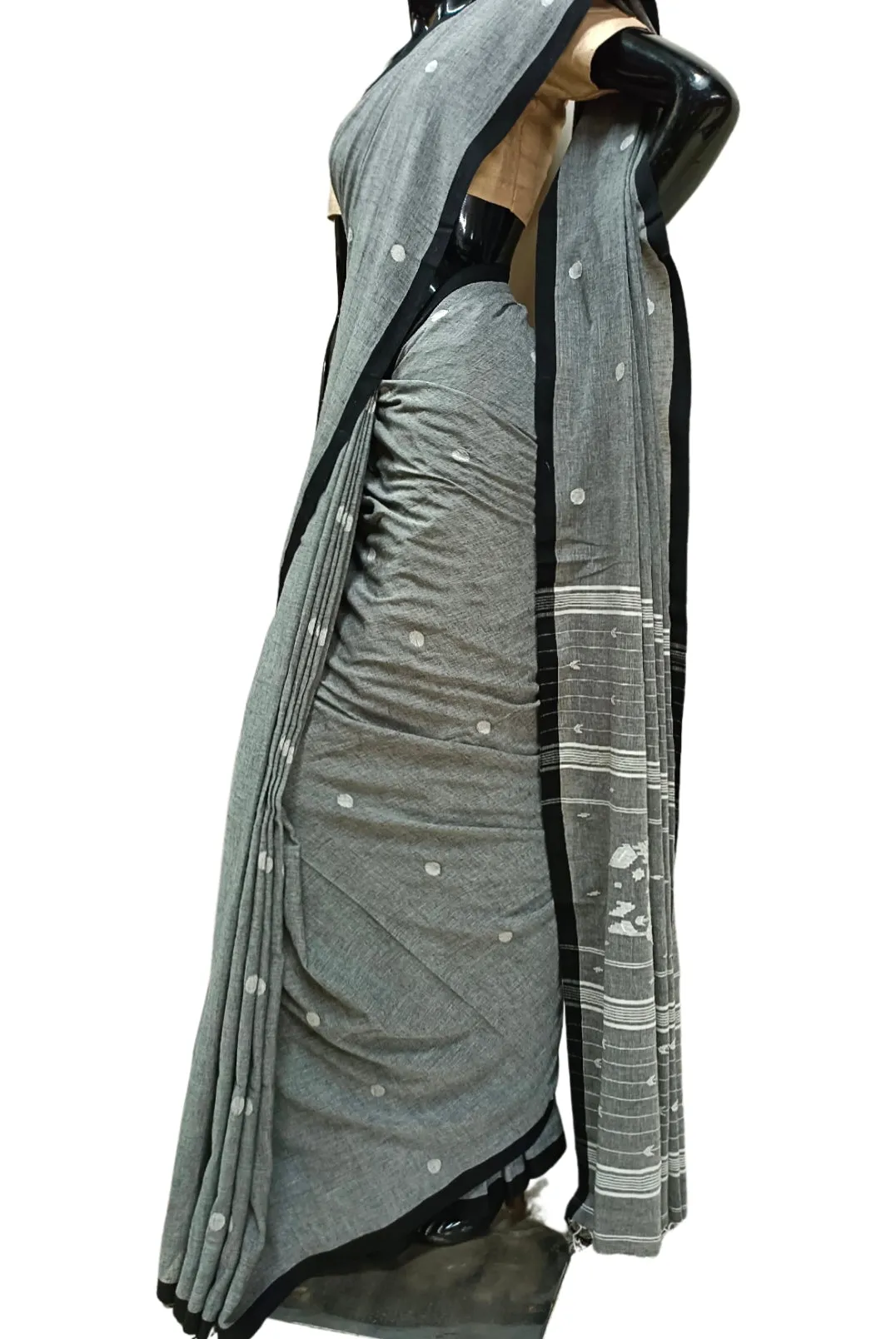 Grey Handloom Cotton, Handwoven Jamdani Saree