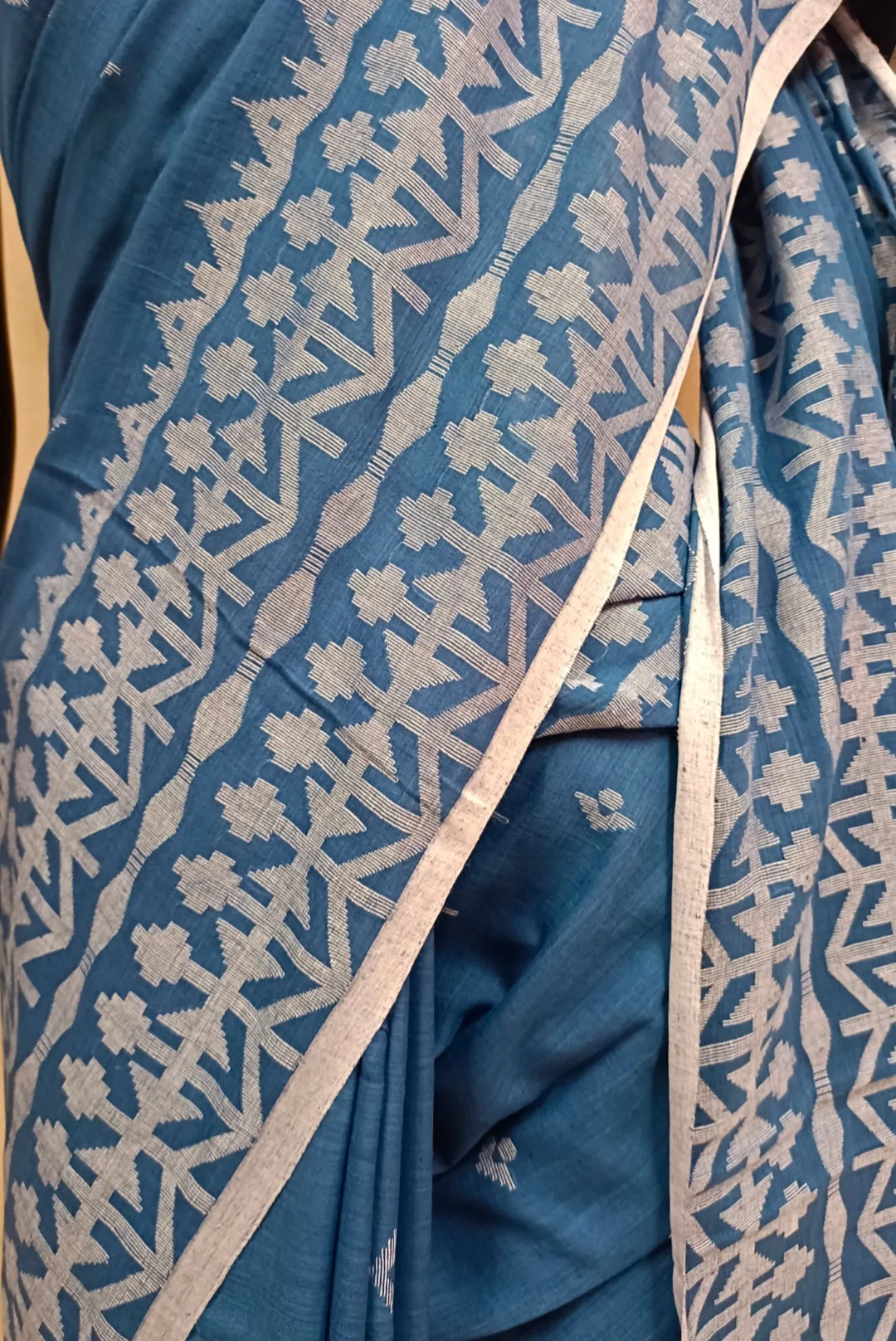 Indigo & White Handspun Handwoven Cotton Dhakai Jamdani Saree