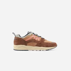 Karhu Fusion  2.0  F804112