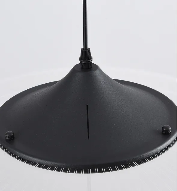 Lyla Pendant Light