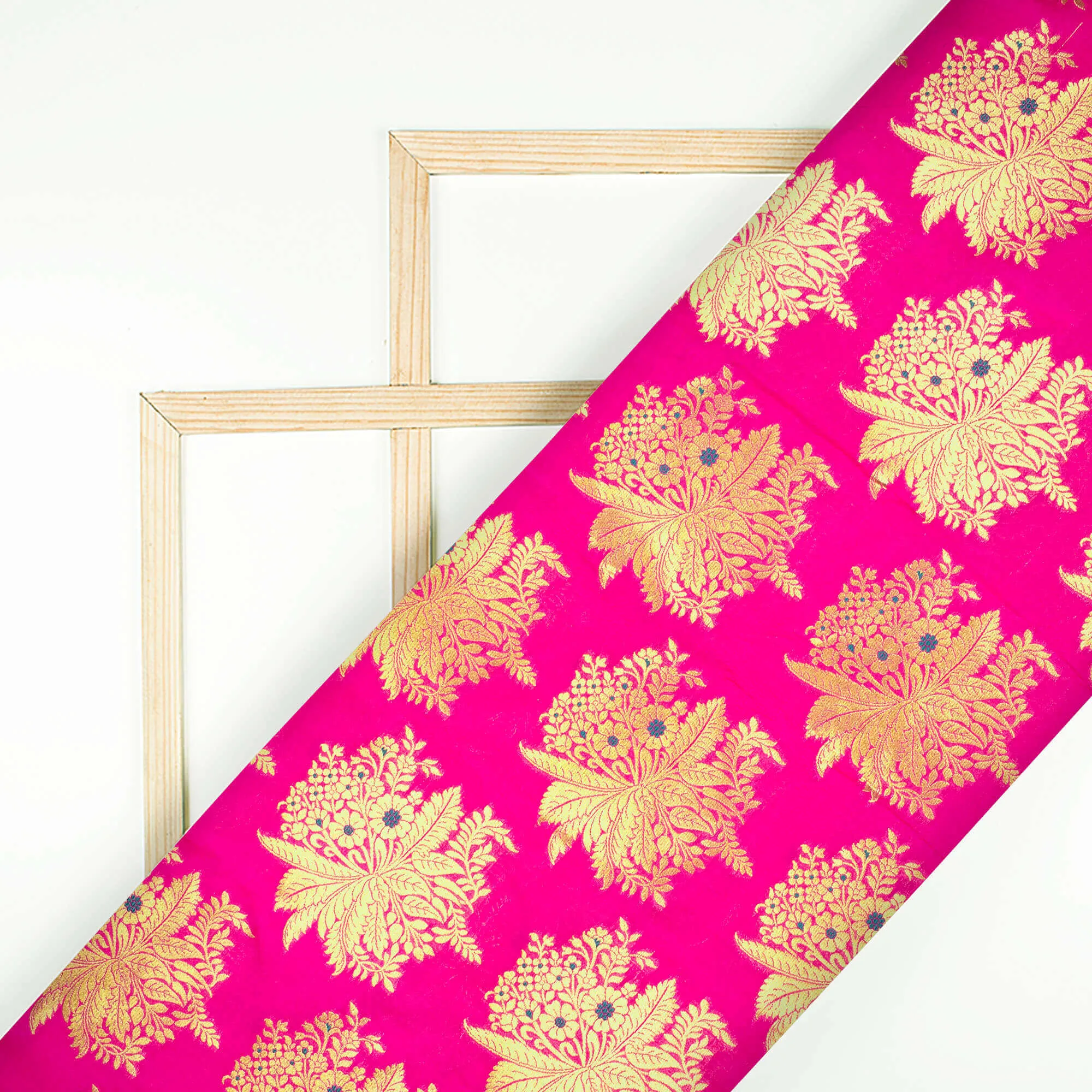 Magenta Pink Floral Pattern Zari Jacquard Banarasi Silk Fabric