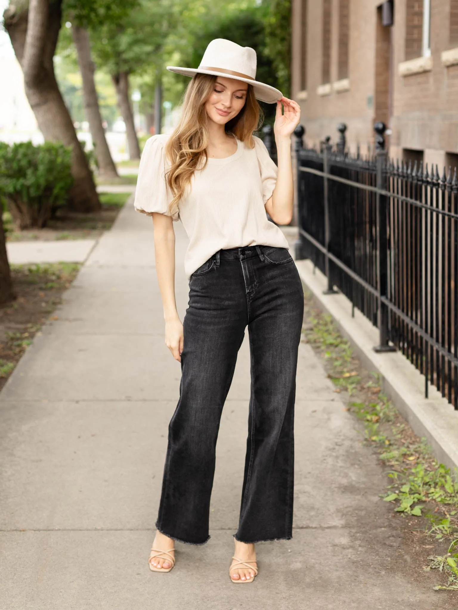 MICA Hunter Stretchy Super High Rise Wide Leg