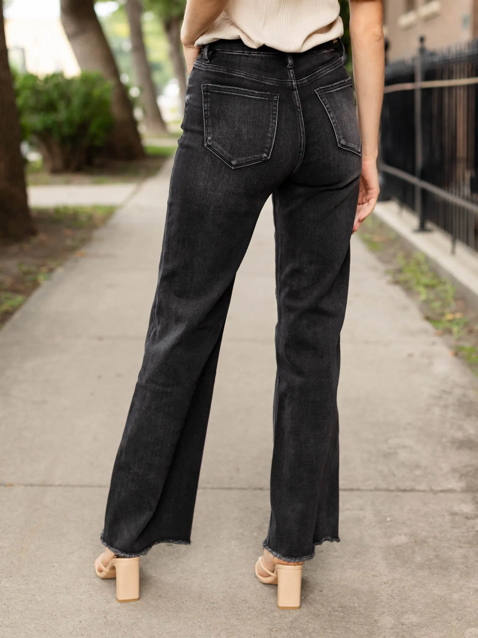 MICA Hunter Stretchy Super High Rise Wide Leg