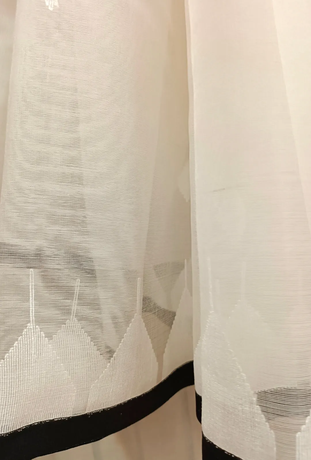 Off-White Handloom Muslin Silk Jamdani Saree