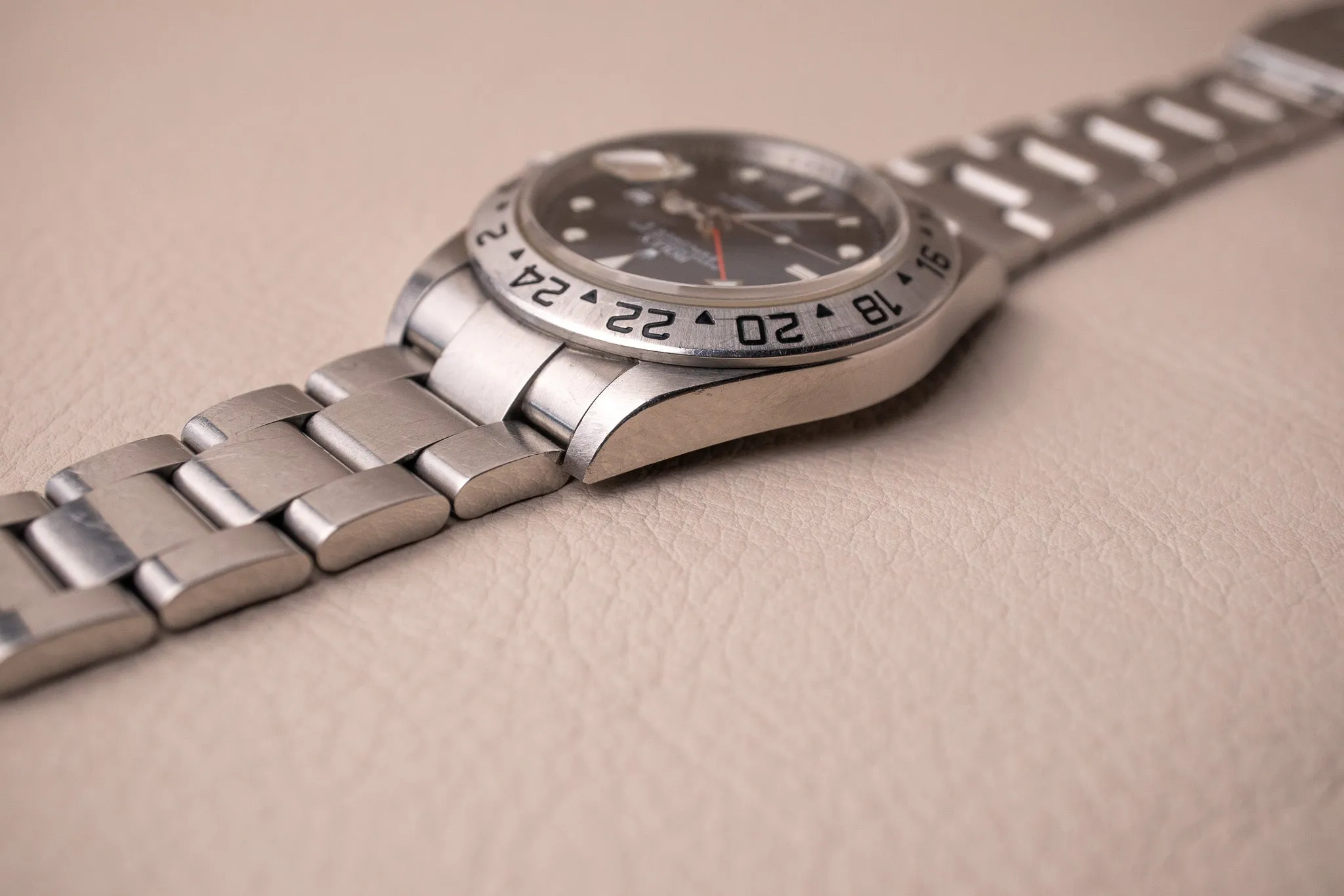 Rolex Explorer II 16570 Black 'Engraved Rehaut'