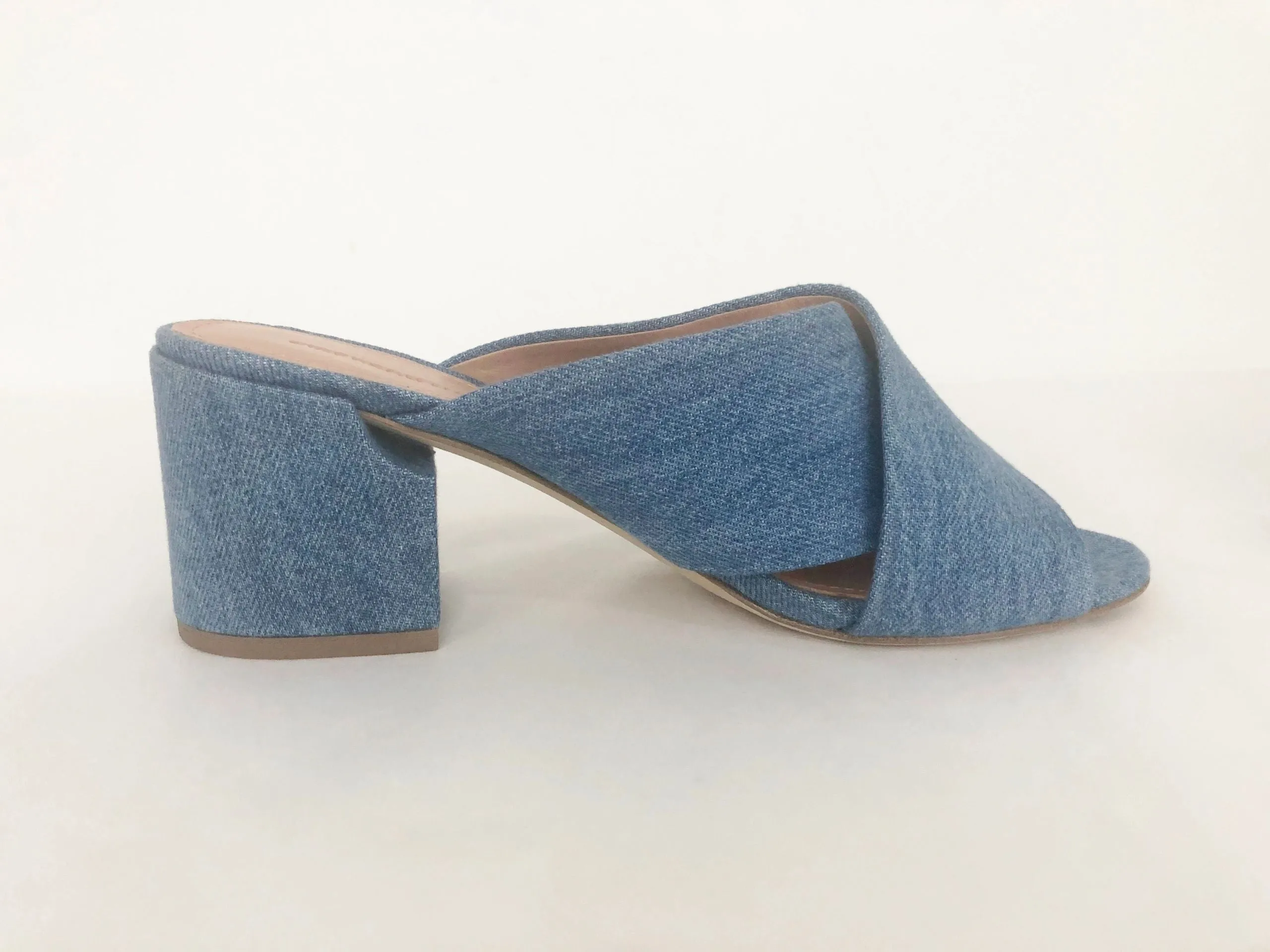 Sigerson Morrison Criss-Cross Sandal Size 8.5