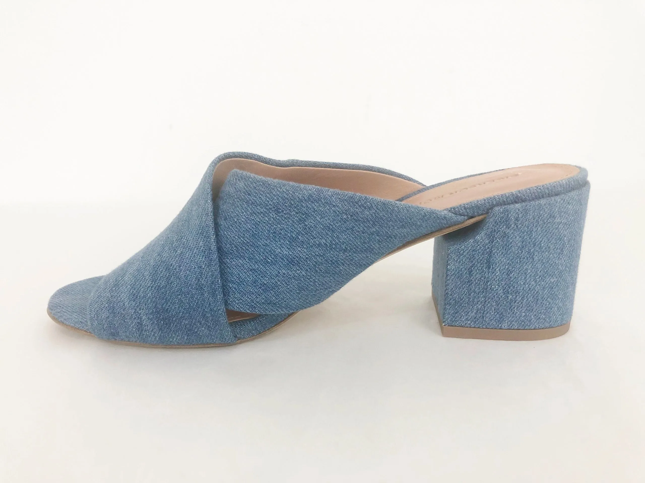 Sigerson Morrison Criss-Cross Sandal Size 8.5