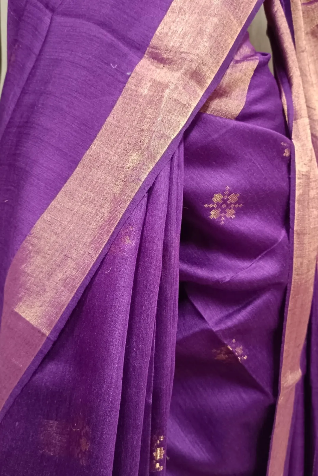 Violet Soft Handloom Tussar Silk Saree With Woven Zari Border