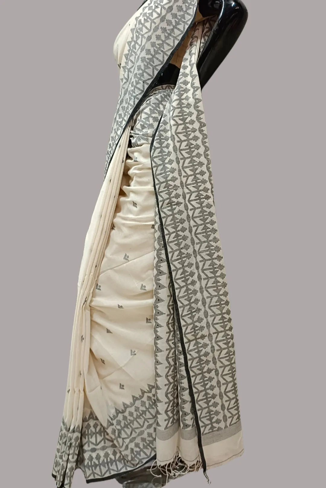 WHite & Black Handspun Handwoven Cotton Dhakai Jamdani Saree