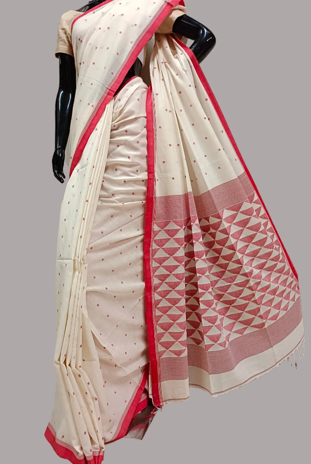 White Red Handspun Hand Woven  Cotton Jamdani Saree