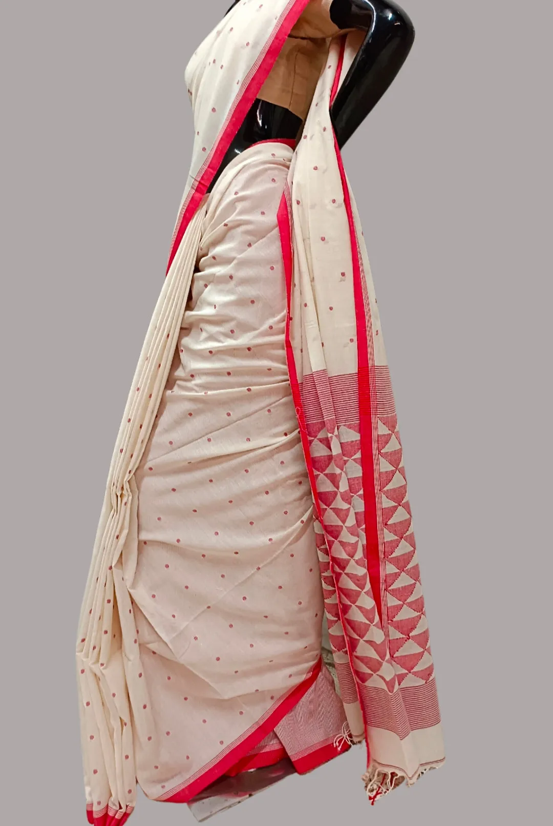 White Red Handspun Hand Woven  Cotton Jamdani Saree